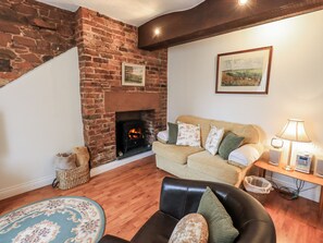 Cottage | Living area