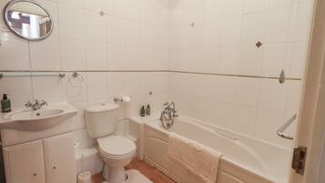 Cottage | Bathroom | Shower