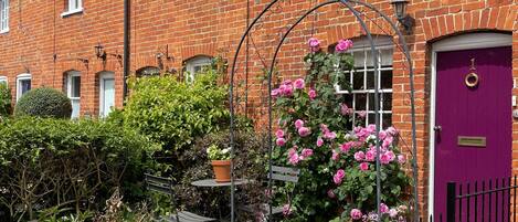 Façana frontal de l'allotjament