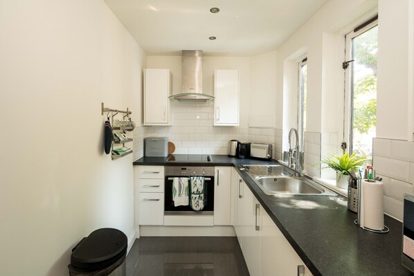 Apartment | Private kitchen | Electric kettle