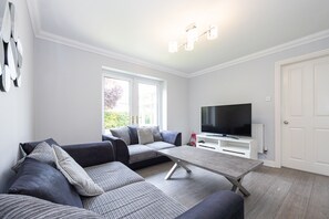 House | Living room