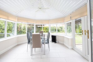 House | Dining room