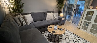 Modern 3B Eastbourne Retreat: Tranquil & Cozy Stay