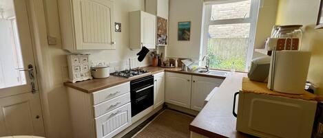 House | Private kitchen