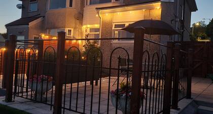 2Bd House With Stunning Views Of The Sea And Gower