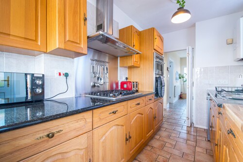 2Bd House With Stunning Views Of The Sea And Gower