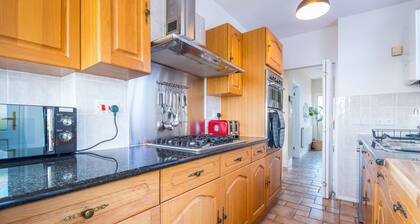 2Bd House With Stunning Views Of The Sea And Gower