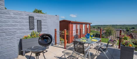 House | Terrace/patio