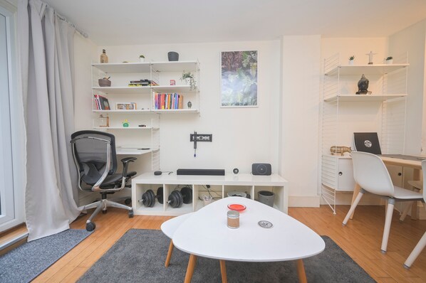 Apartment | Living room