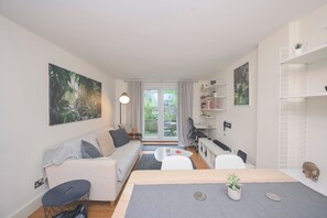 Apartment | Living room