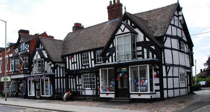 Cosy House In Lovely Market Town