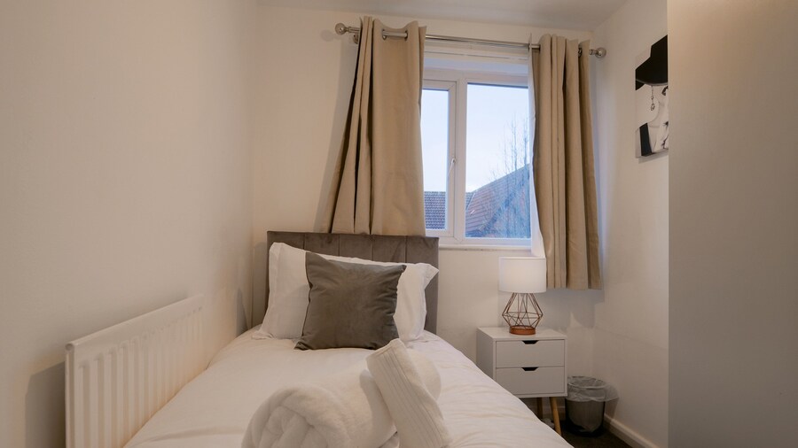 Spacious 5B Sunderland Home For Groups & Families