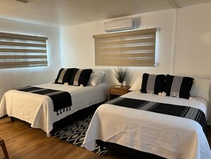 2 chambres, fer et planche à repasser, accès Internet, draps fournis