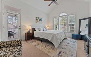 4 bedrooms, iron/ironing board, WiFi, bed sheets - Enchanting 4-bedroom house with AC in Pinehurst (Pinehurst)