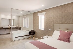 6 chambres, fer et planche à repasser, accès à Internet, literie fournie