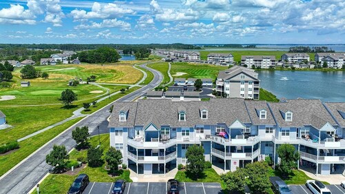 Spacious Family-Friendly Condo Near Bethany Beach
