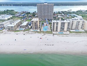 ใกล้ชายหาด