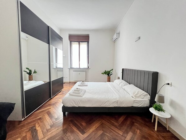 1 bedroom, iron/ironing board, travel cot, WiFi