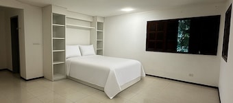 Home for COP30, 5 Suites, Event Hall, Perfect for Delegations - Green Ville 1
