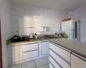 Premium-Haus, Poolzugang, Poolblick | Eigene Küche