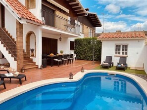 Pool - Private Villa with Pool & BBQ | Barcelona (Seville)