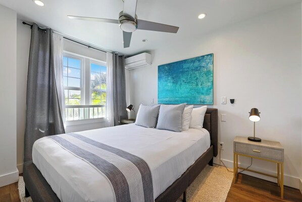 4 bedrooms, iron/ironing board, free WiFi, bed sheets