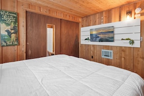 Iron/ironing board, free WiFi - Green Leaf Lodge (Sugarloaf)