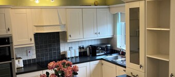 Wonderful 4-bedroom house in Newry Central