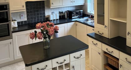 Wonderful 4-bedroom house in Newry Central