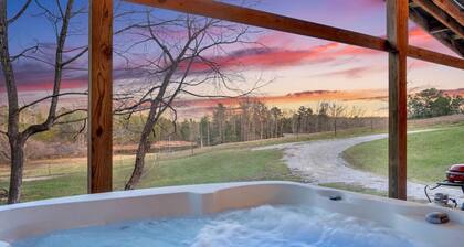 Stunning Views with Private Hot Tub
