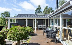 Outdoor dining - 2 bedroom beautiful home in Jerup (Jerup)