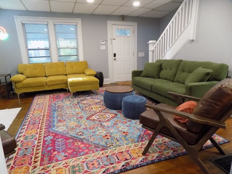 Interior. Lady Pilot, Old North Columbus - Lovely 3-bedroom home, steps to OSU!