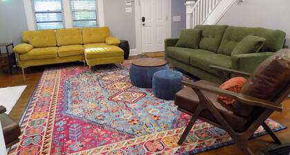 Lady Pilot, Old North Columbus - Lovely 3-bedroom home, steps to OSU!