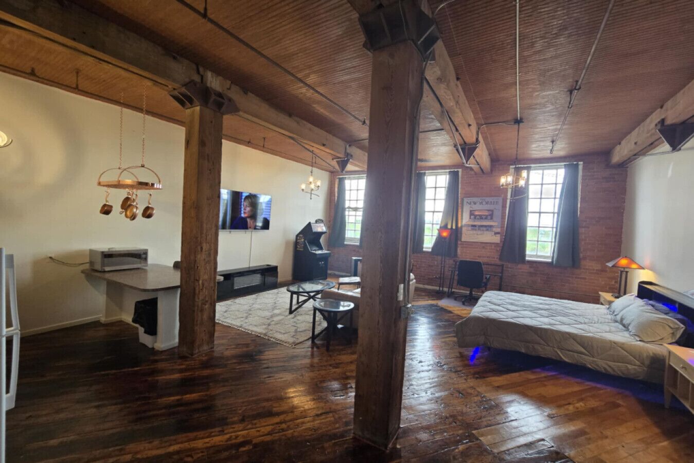 1 chambre, bureau, fer et planche à repasser, Wi-Fi gratuit