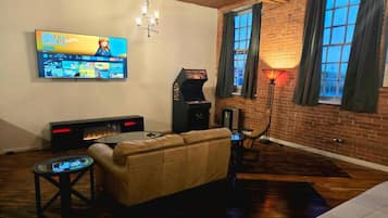 Smart TV, fireplace, video games, books