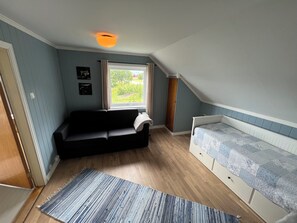 4 Schlafzimmer, Bügeleisen/Bügelbrett, WLAN, Bettwäsche