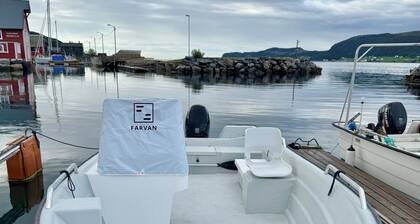Fabulous 4-bedroom villa with AC in Møre og Romsdal, boat available