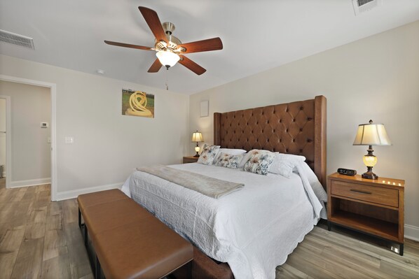 4 bedrooms, iron/ironing board, free WiFi, bed sheets