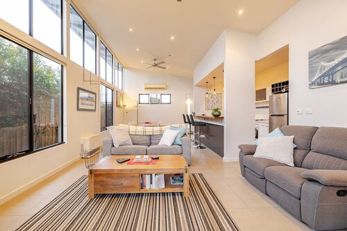 Pet Friendly, Flex Check-In/Out, Australiana Touch