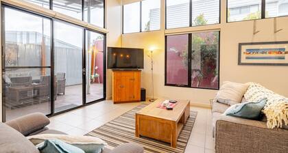 Pet Friendly, Flex Check-In/Out, Australiana Touch