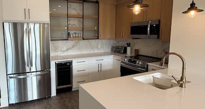 Refined Residences, Riverhead Charm