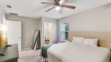 3 habitaciones, tabla de planchar con plancha y wifi gratis