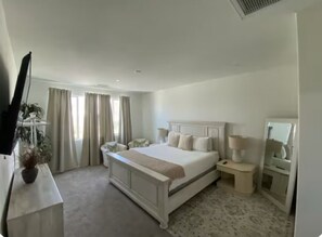 5 Schlafzimmer, Bügeleisen/Bügelbrett, WLAN, Bettwäsche