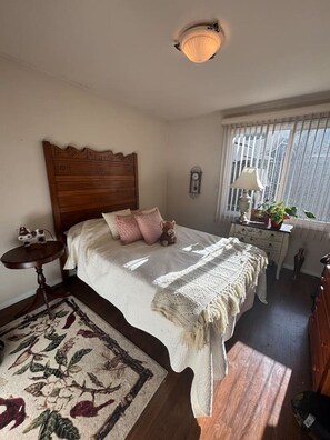 3 bedrooms, WiFi, bed sheets