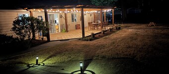 Relaxing Rancher with Fire-Pit Ferns and Firs Lakewood