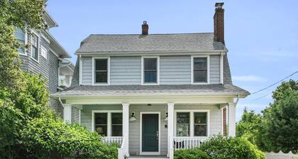 4BR Rumson Cottage with Back Porch Water Views, Steps to Beach & Town