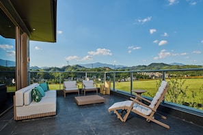 Presidentiële suite, 1 kingsize bed | Terras