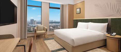 Room, 1 King Bed | Premium bedding, free minibar, desk, laptop workspace