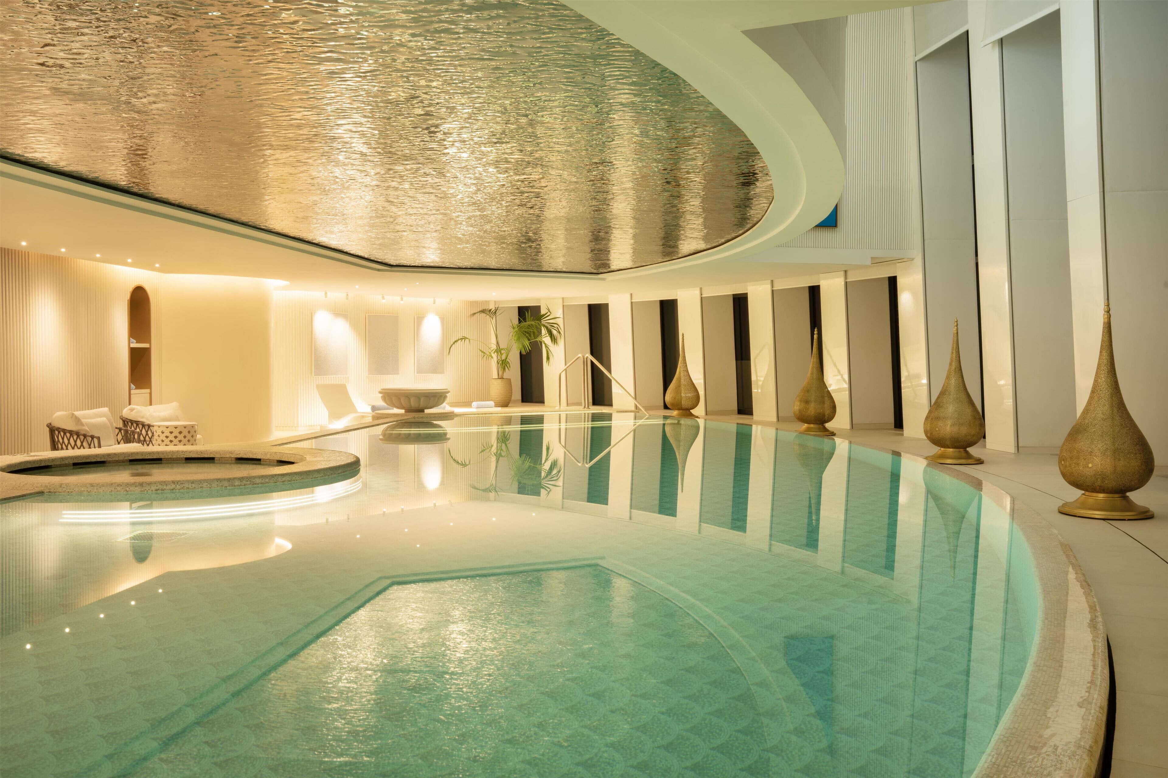 Couples treatment rooms, sauna, steam room, hot springs, Turkish bath
