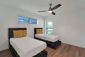 House, 3 Bedrooms, Private Pool | Iron/ironing board, free WiFi